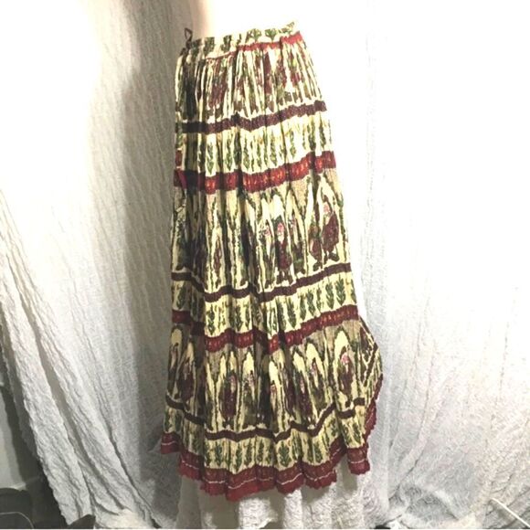 In style VTG Adjustable Free Size Christmas Skirt - Picture 3 of 8